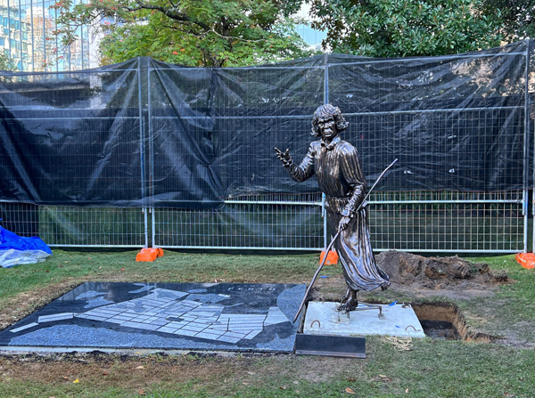 Fanny Balbuk Yooreel Memorial Installation